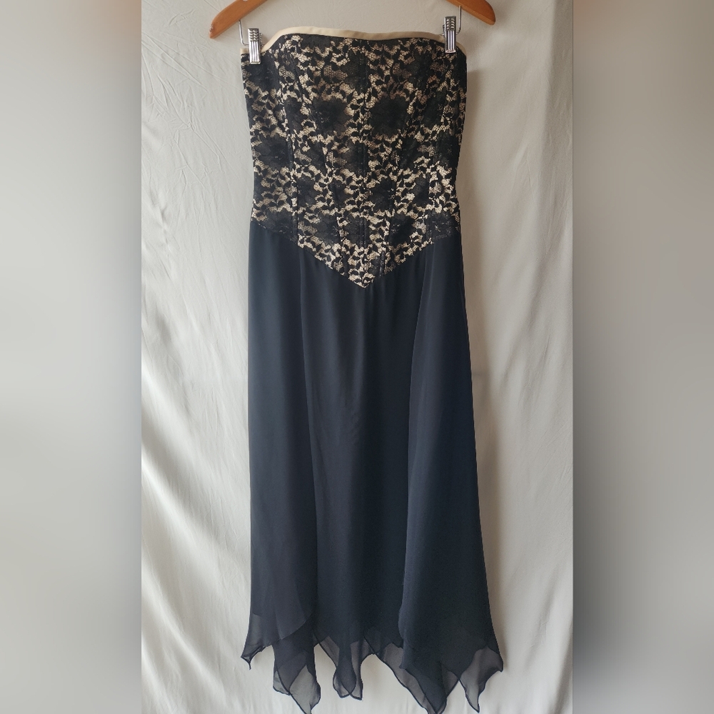 Vintage Vari Jay Black Lace and chiffon strapless Corsette Dress Size M